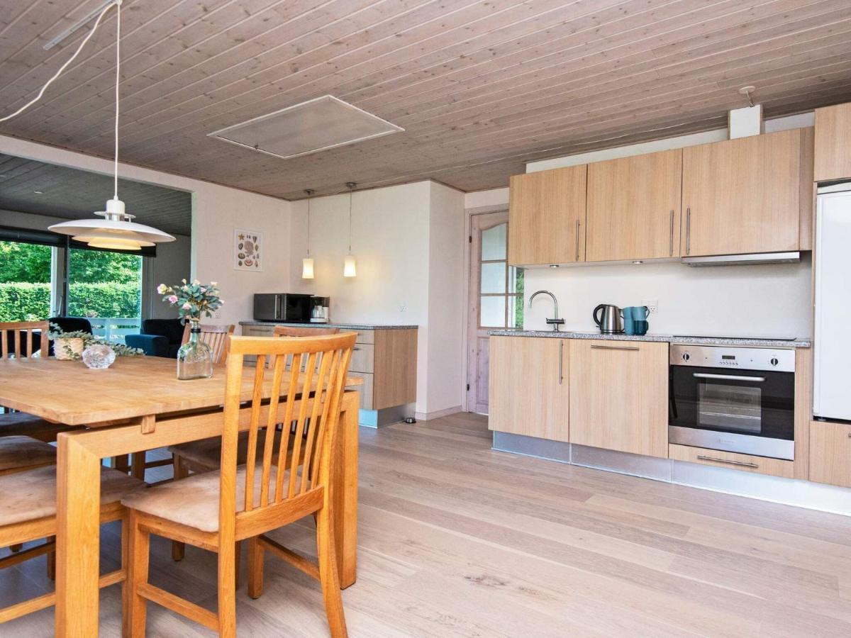 4 Person Holiday Home In B Rkop Børkop Exteriér fotografie